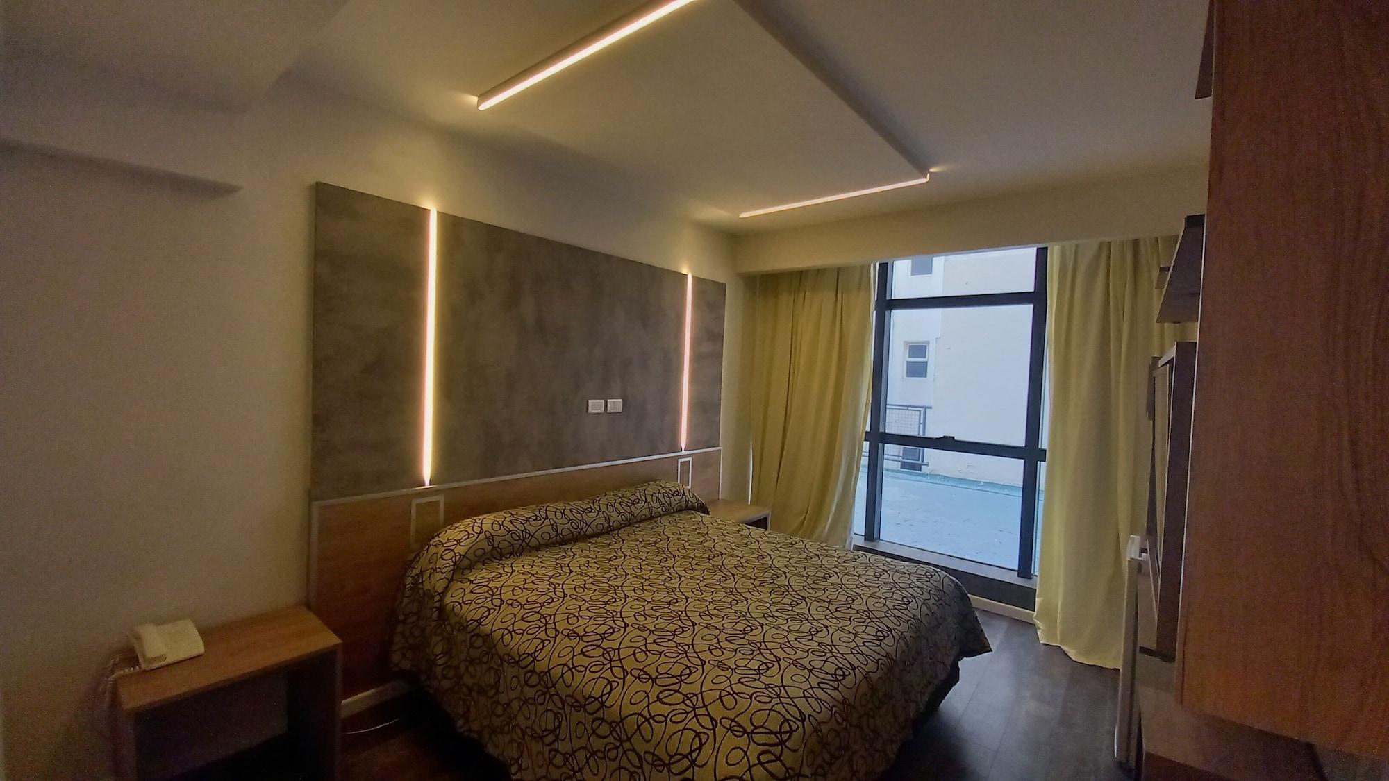 Hotel Versailles Mar del Plata Exterior photo